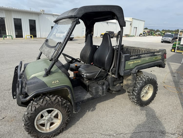 2013 John Deere XUV 825i Image
