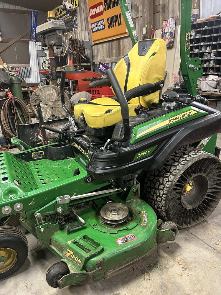 2020 John Deere Z950M Image