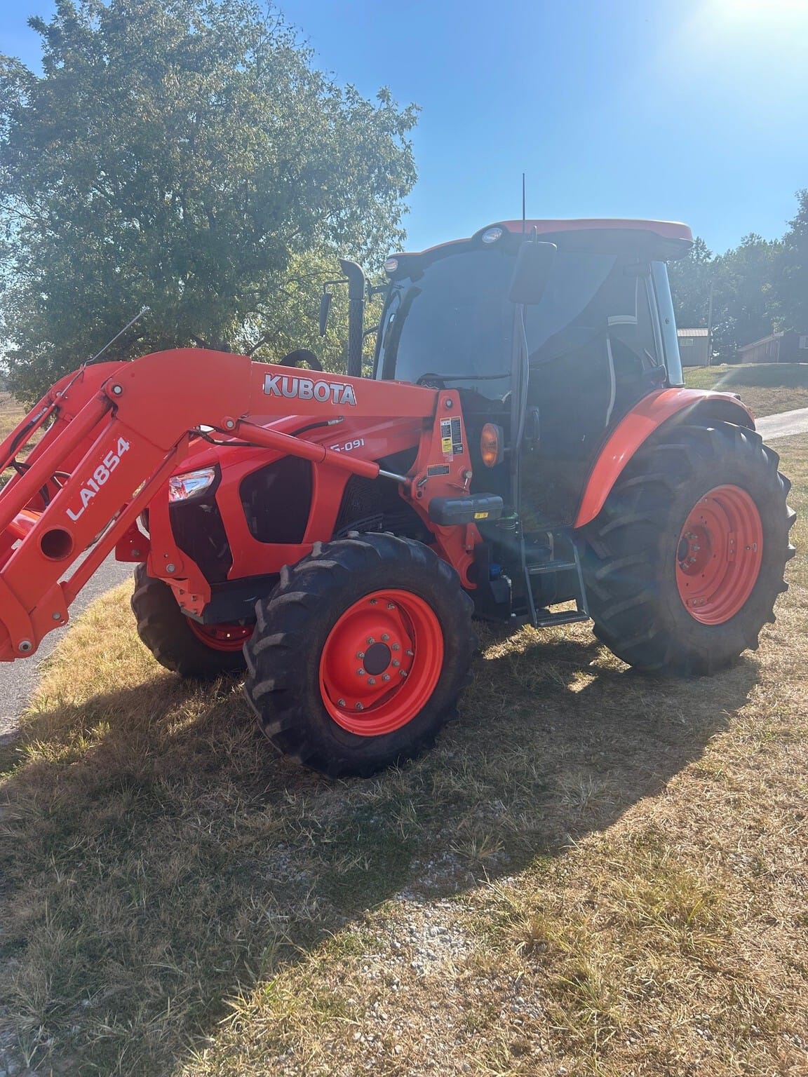 2017 Kubota M5-091 Image