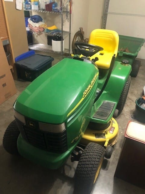 1999 John Deere GT235 Image