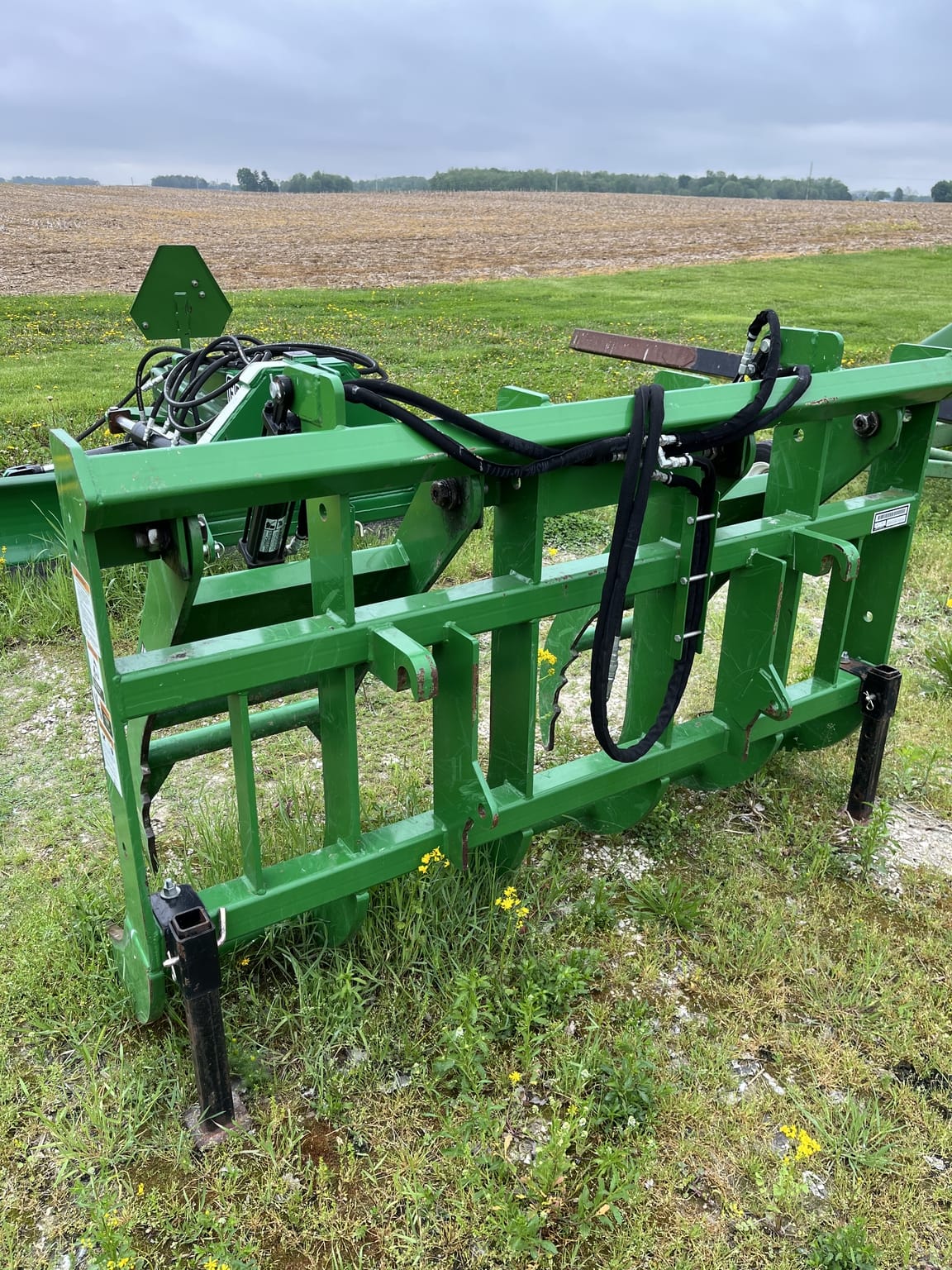 2012 Frontier AV20G Image
