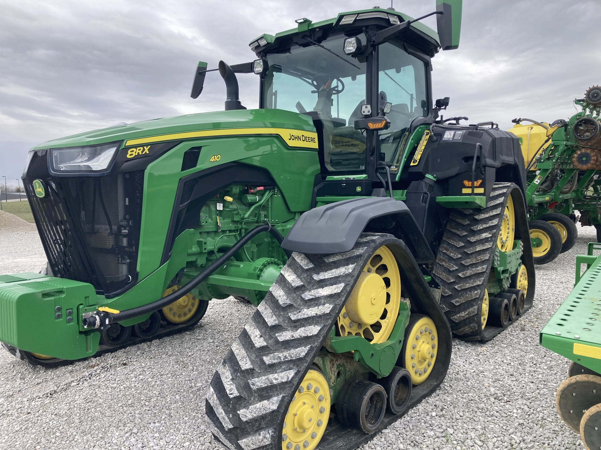 2023 John Deere 8RX 410 Image