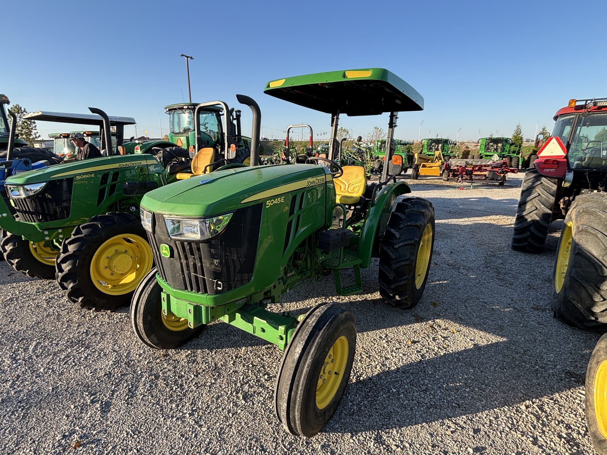2015 John Deere 5045E Image