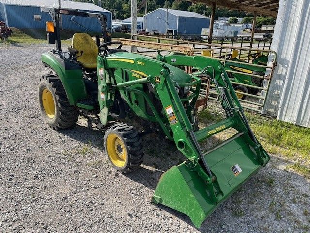 2019 John Deere 2038R