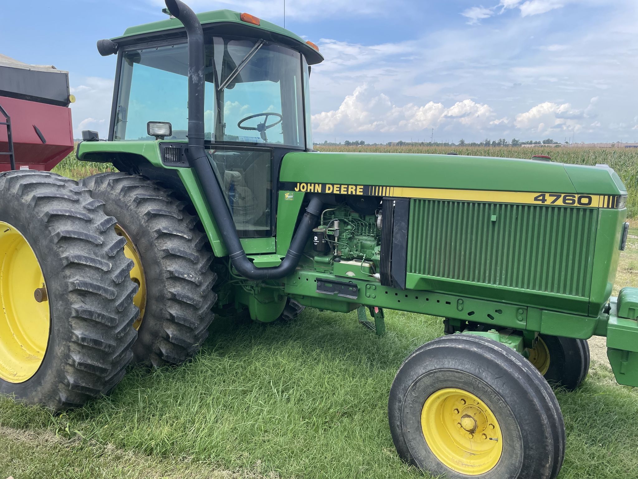 1992 John Deere 4760