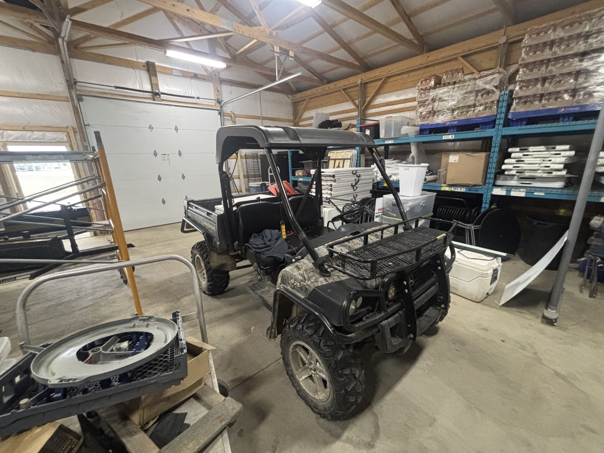 2016 John Deere XUV 825I CAMO Image