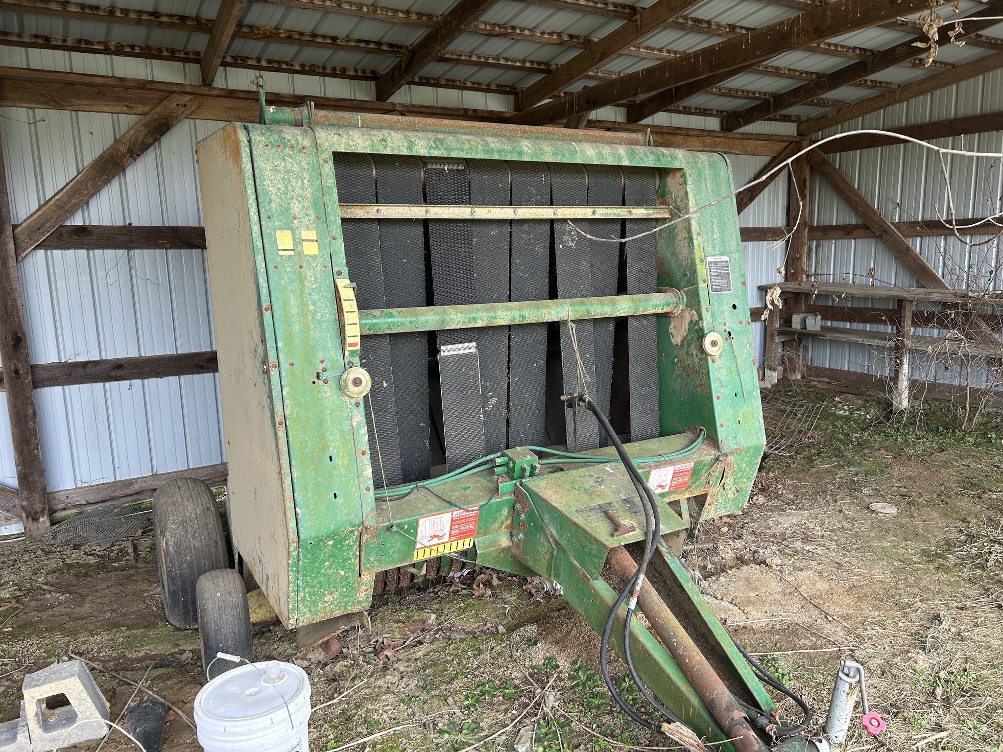 1990 John Deere 375 Image