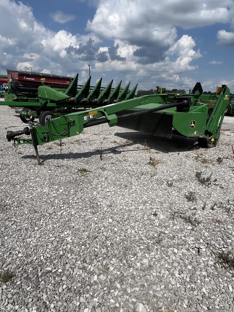 2005 John Deere 530 Image