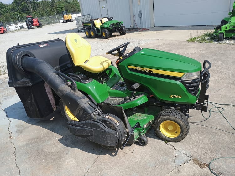 2023 John Deere X590 Image