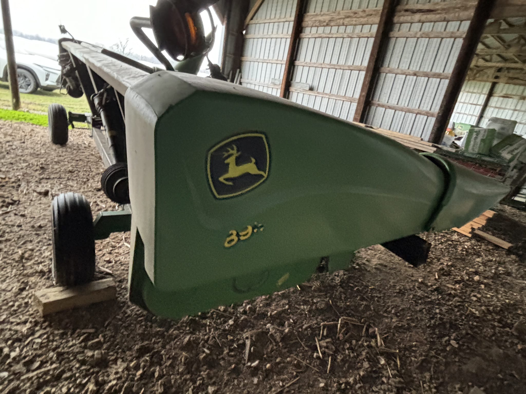 2001 John Deere 893 Image