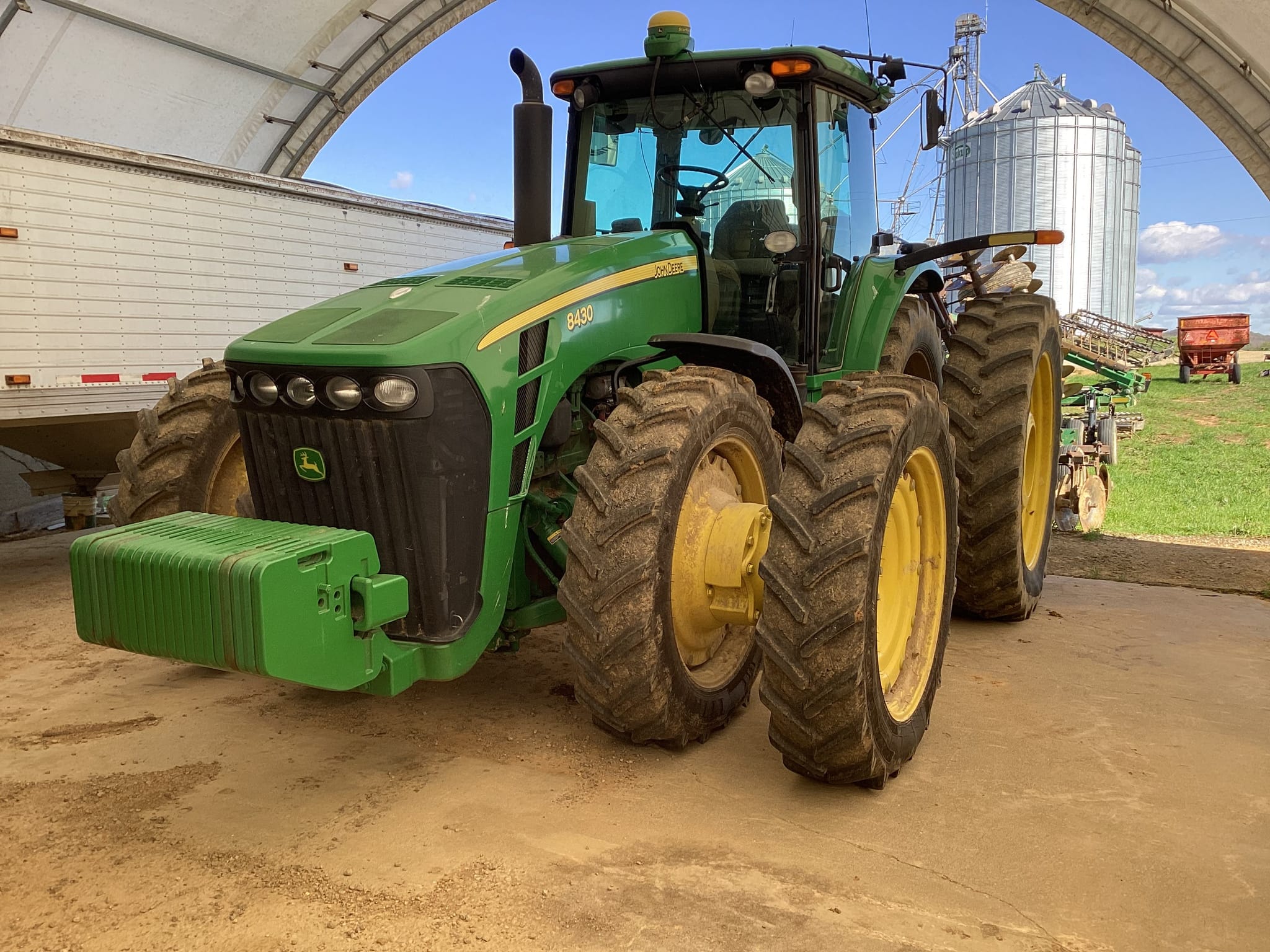 2008 John Deere 8430 Image