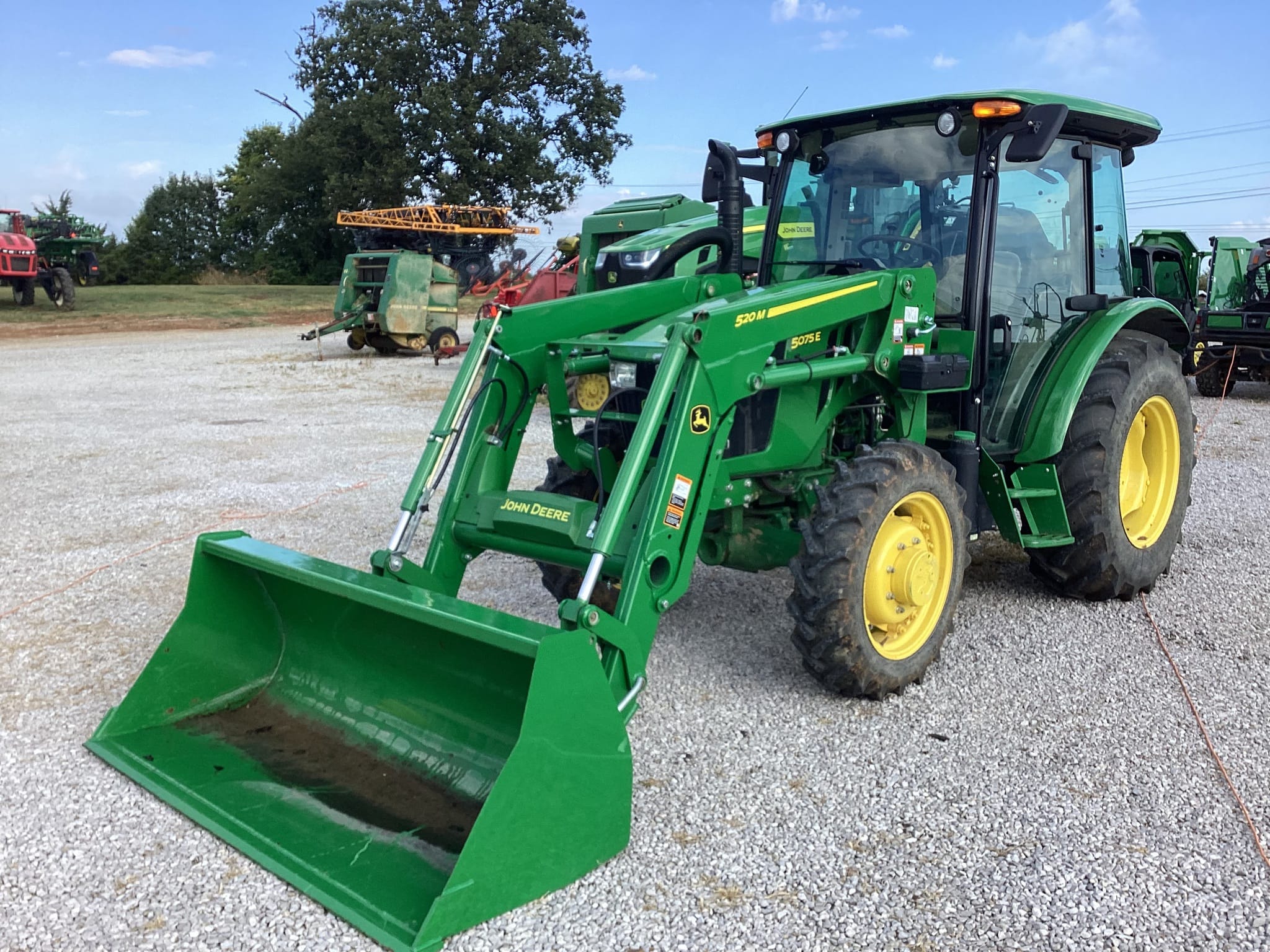 2020 John Deere 5075E Image
