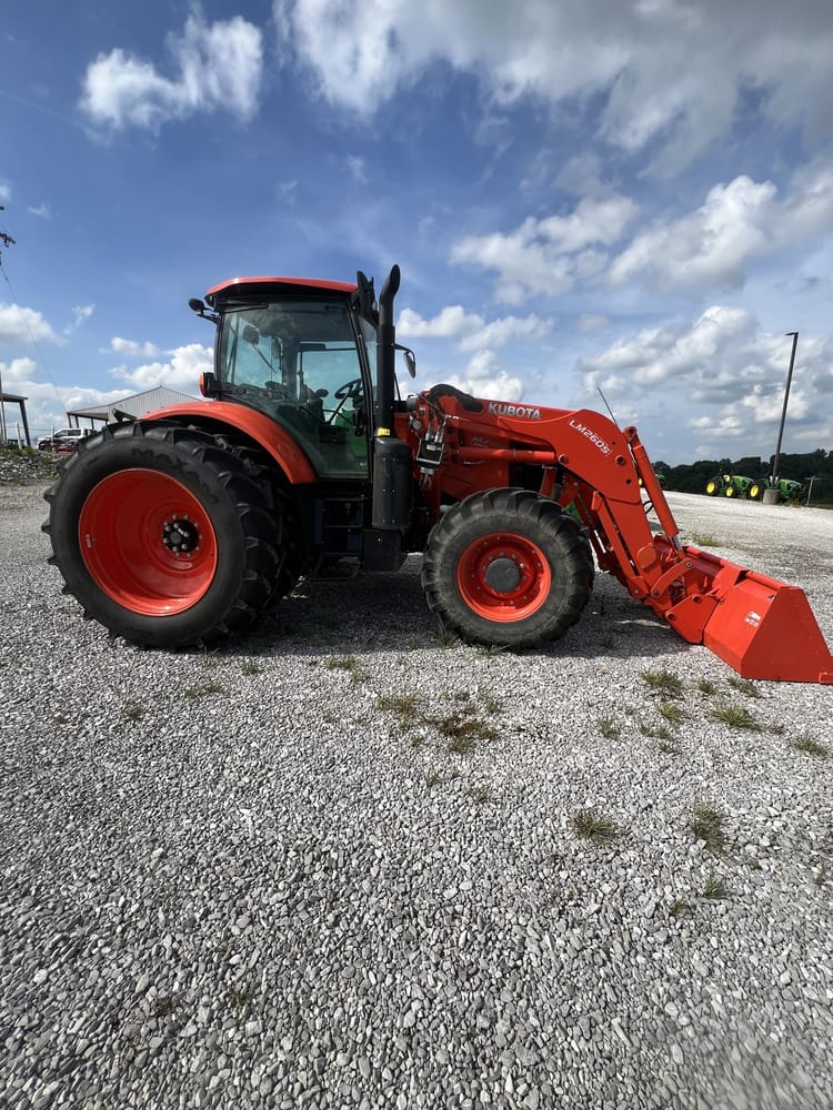 2021 Kubota M7-152 Image