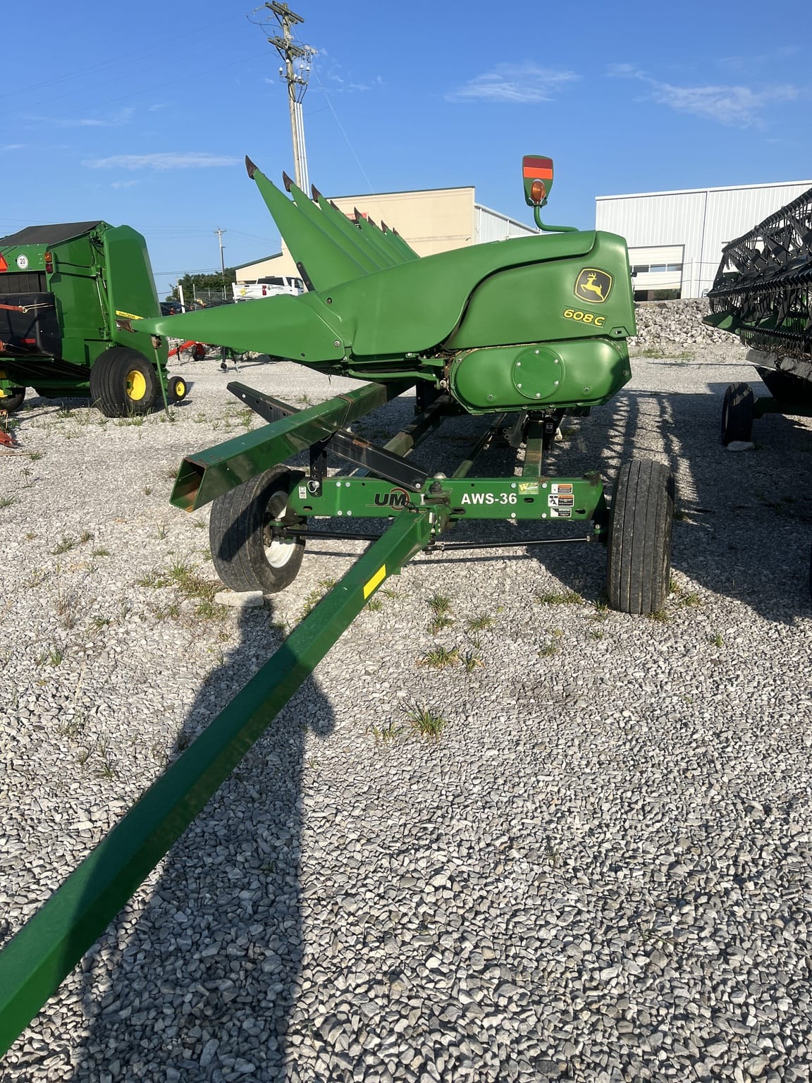 2012 John Deere 608C Image