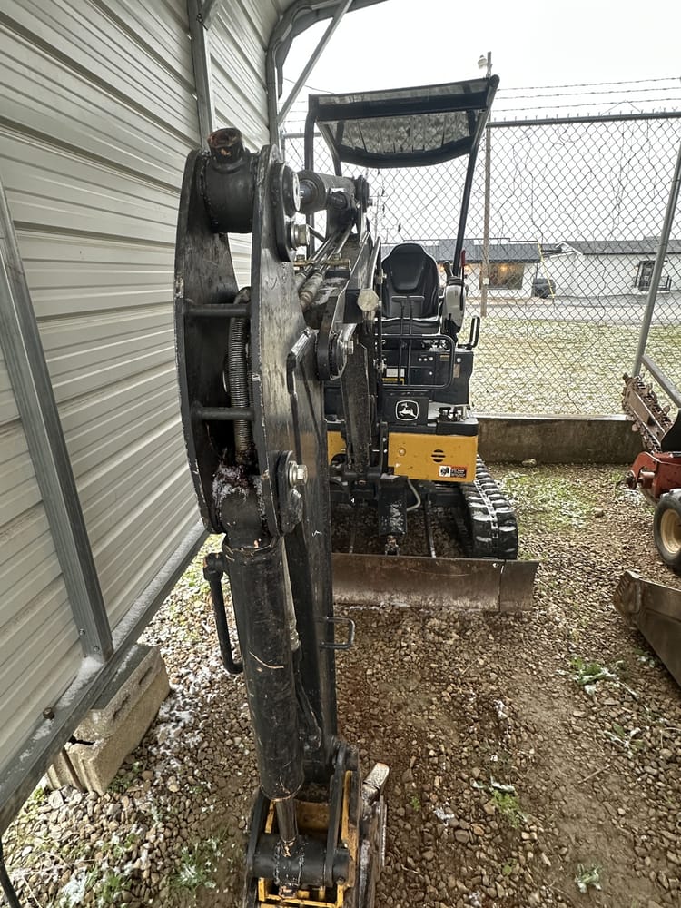 2024 John Deere 17 P Image