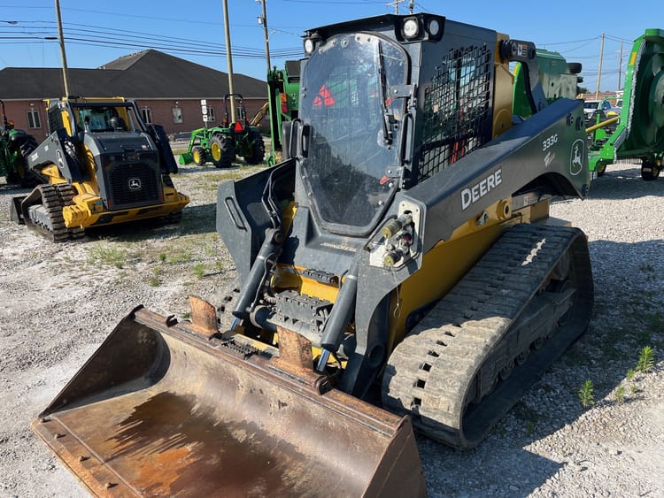 2021 John Deere 333G Image