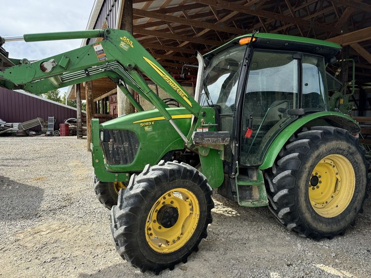 2009 John Deere 5083E