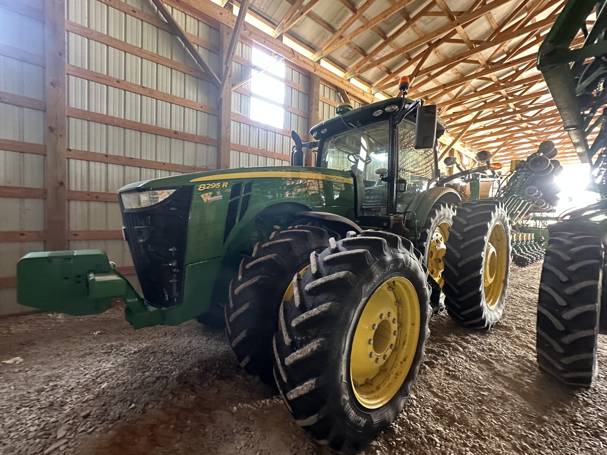 2019 John Deere 8295R Image