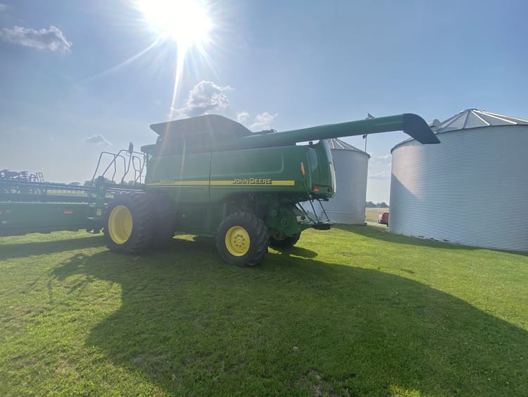 2007 John Deere 9660 STS Image