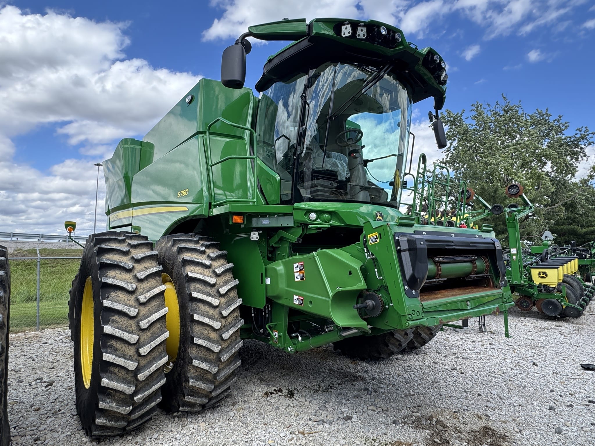 2024 John Deere S780 Image