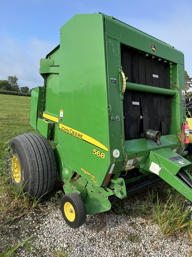 2008 John Deere 568 Image