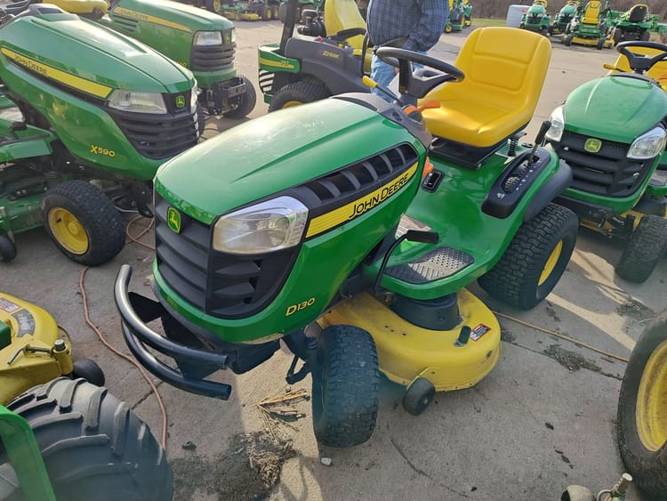 2013 John Deere D130 Image