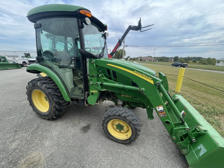 2014 John Deere 3039R