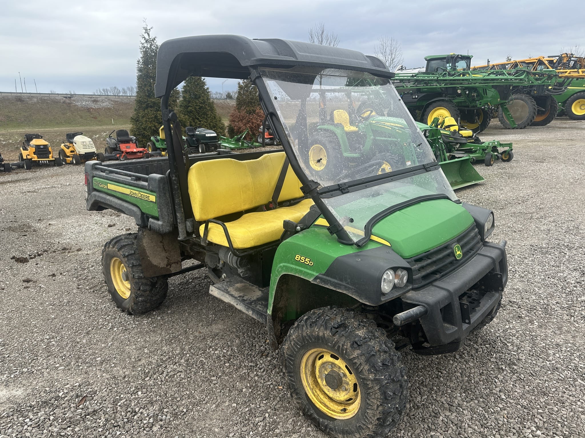 2016 John Deere XUV 855D GREEN Image