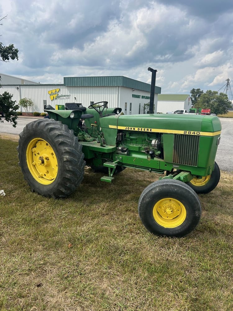 1978 John Deere 2840 Image