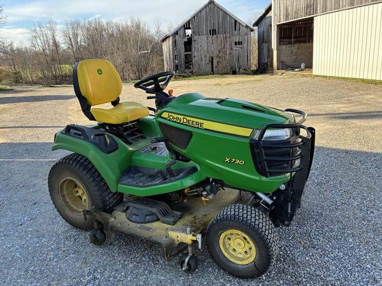 2022 John Deere X730 Image