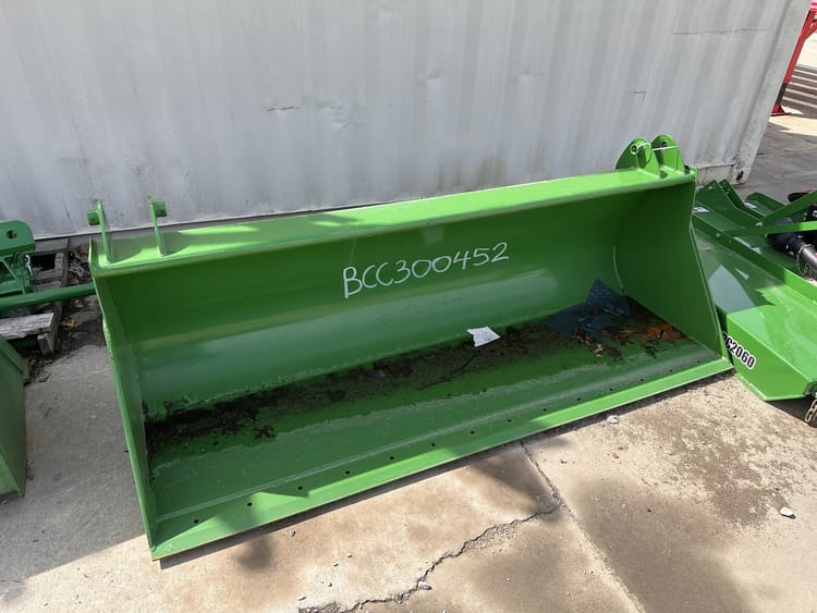 John Deere 96” Bucket Image