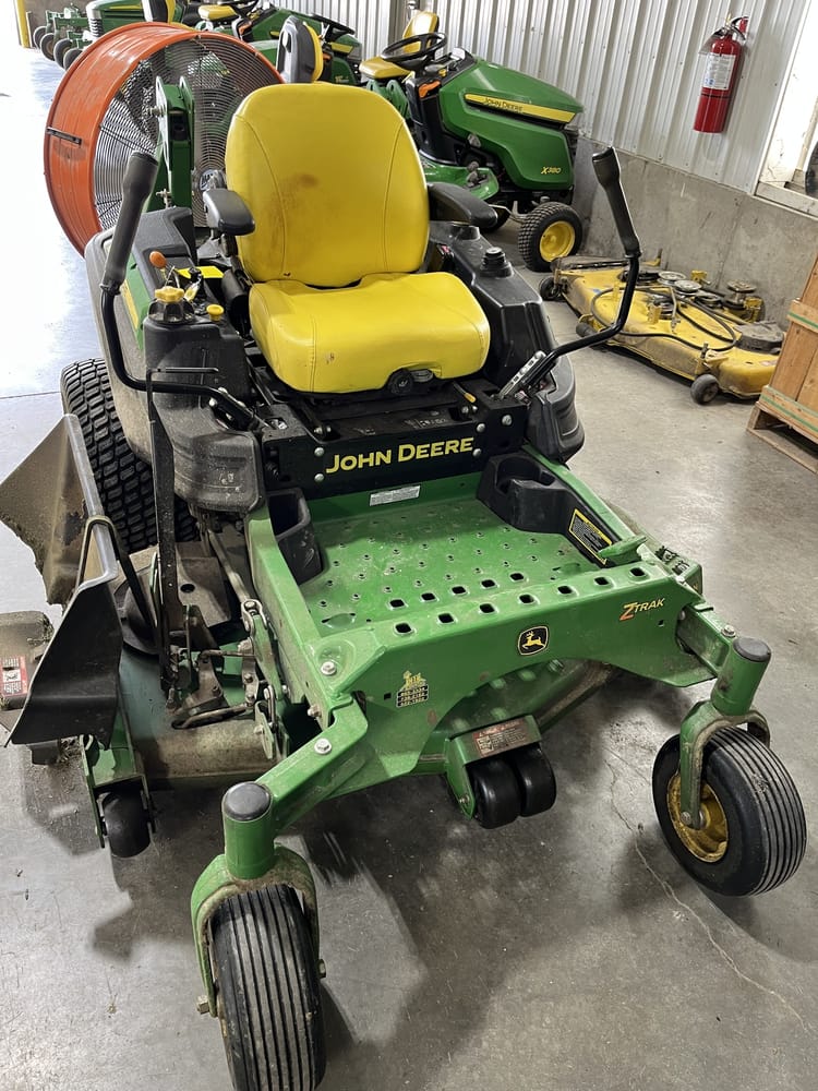 2014 John Deere Z950R Image