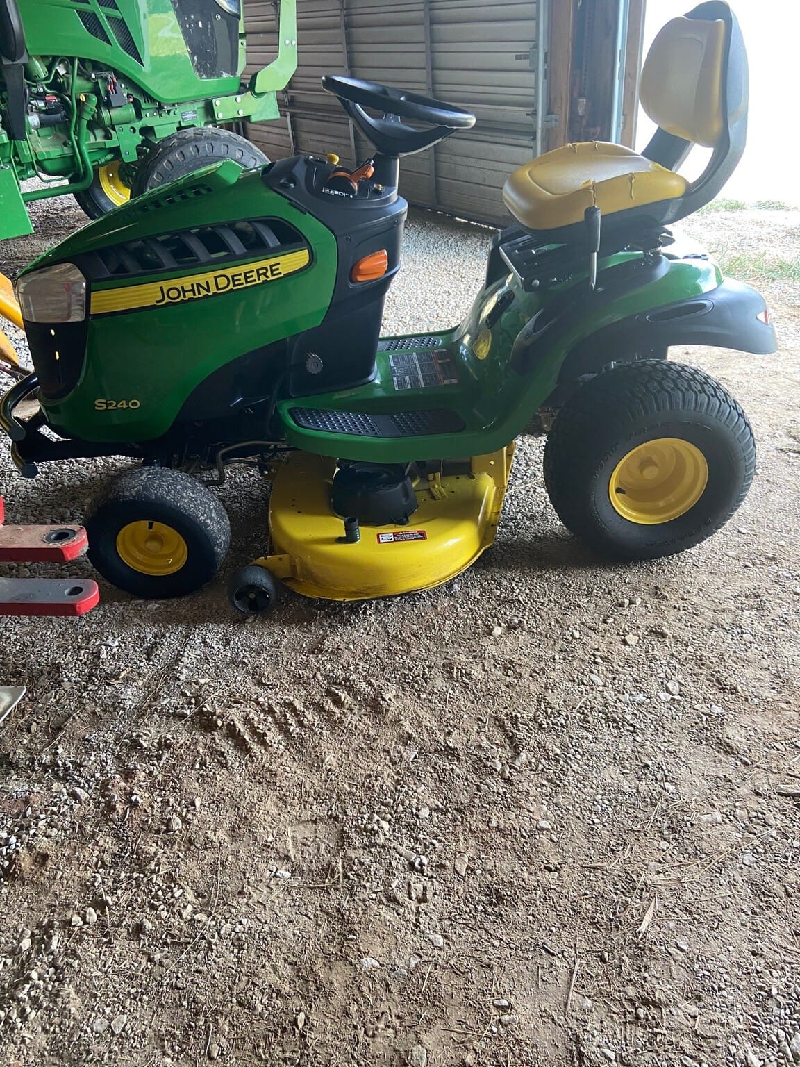 2016 John Deere S240 Image