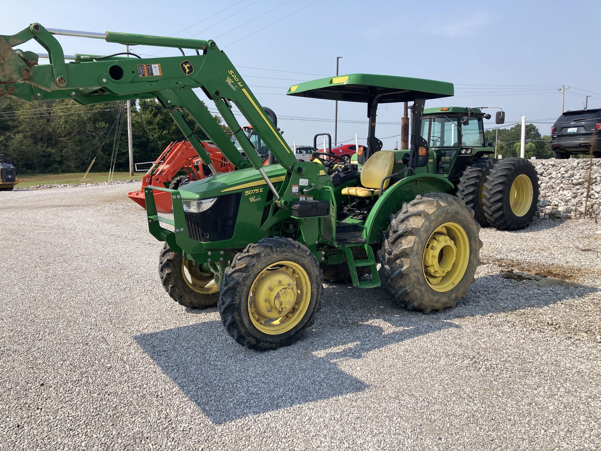 2020 John Deere 5075E Image