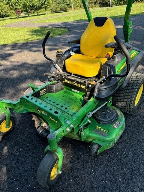 2021 John Deere Z915E