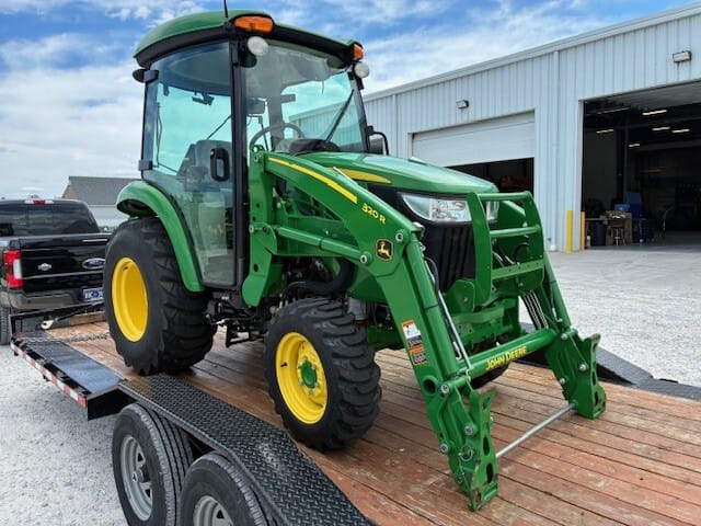 2020 John Deere 3046R Image