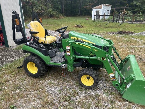 2021 John Deere 1025R Image