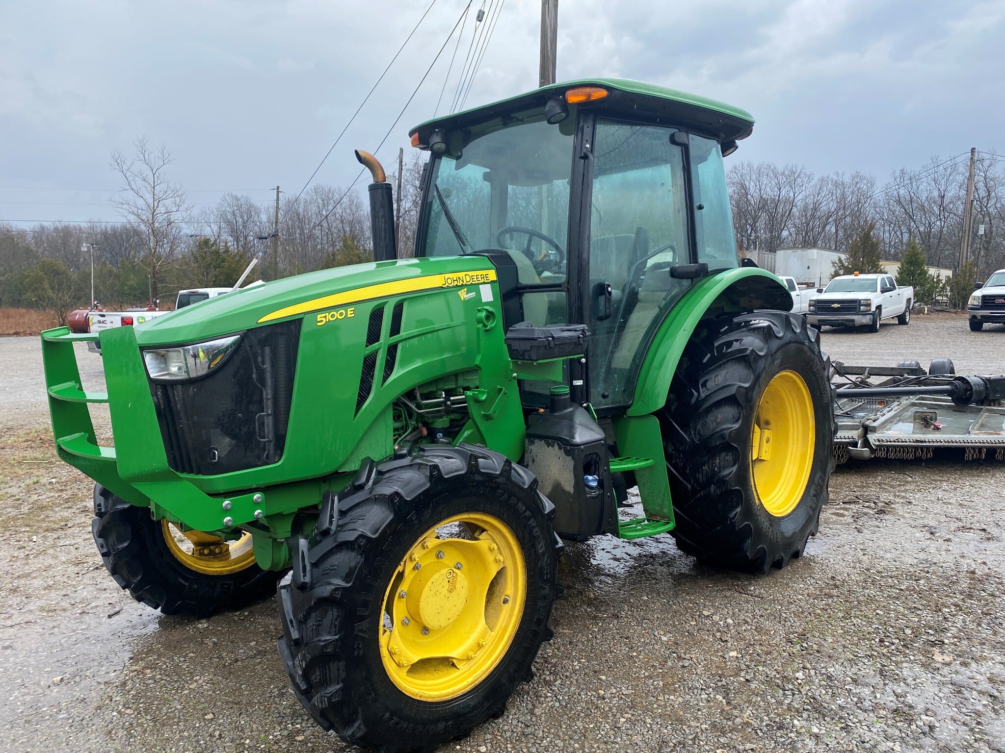 2021 John Deere 5100E Image