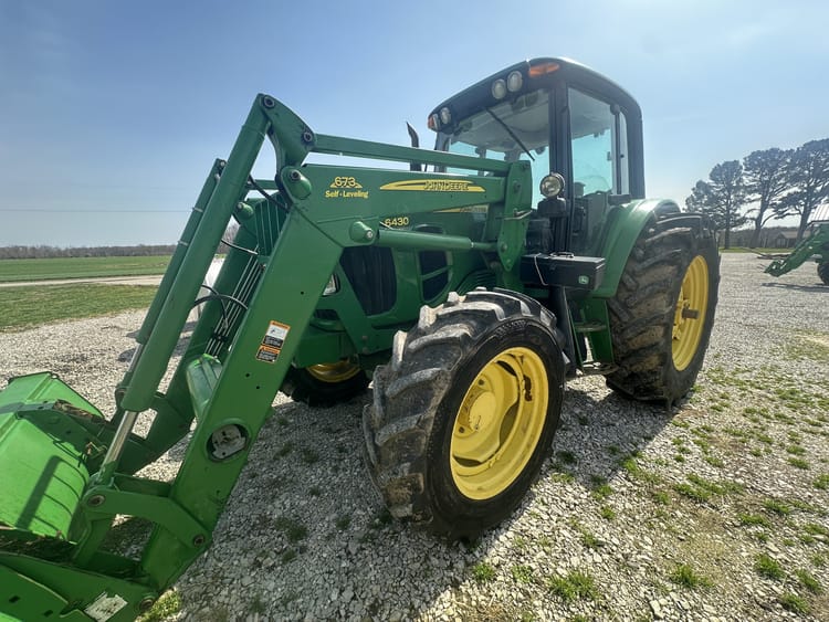 2011 John Deere 6430 Premium Image