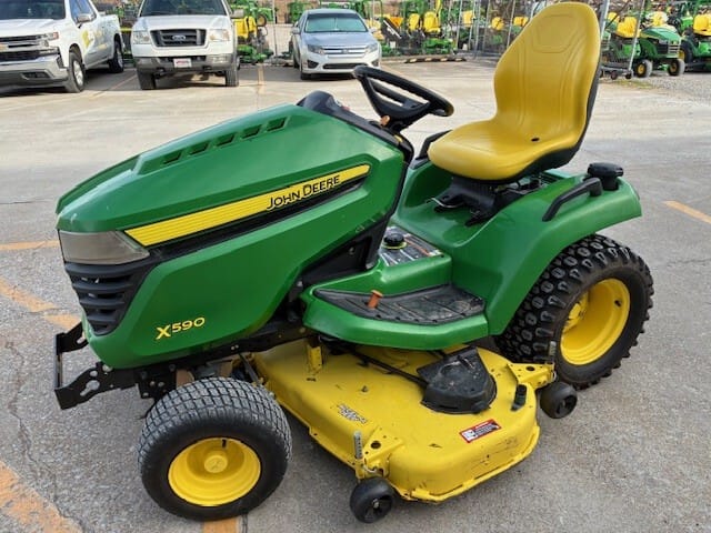 2019 John Deere X590 Image