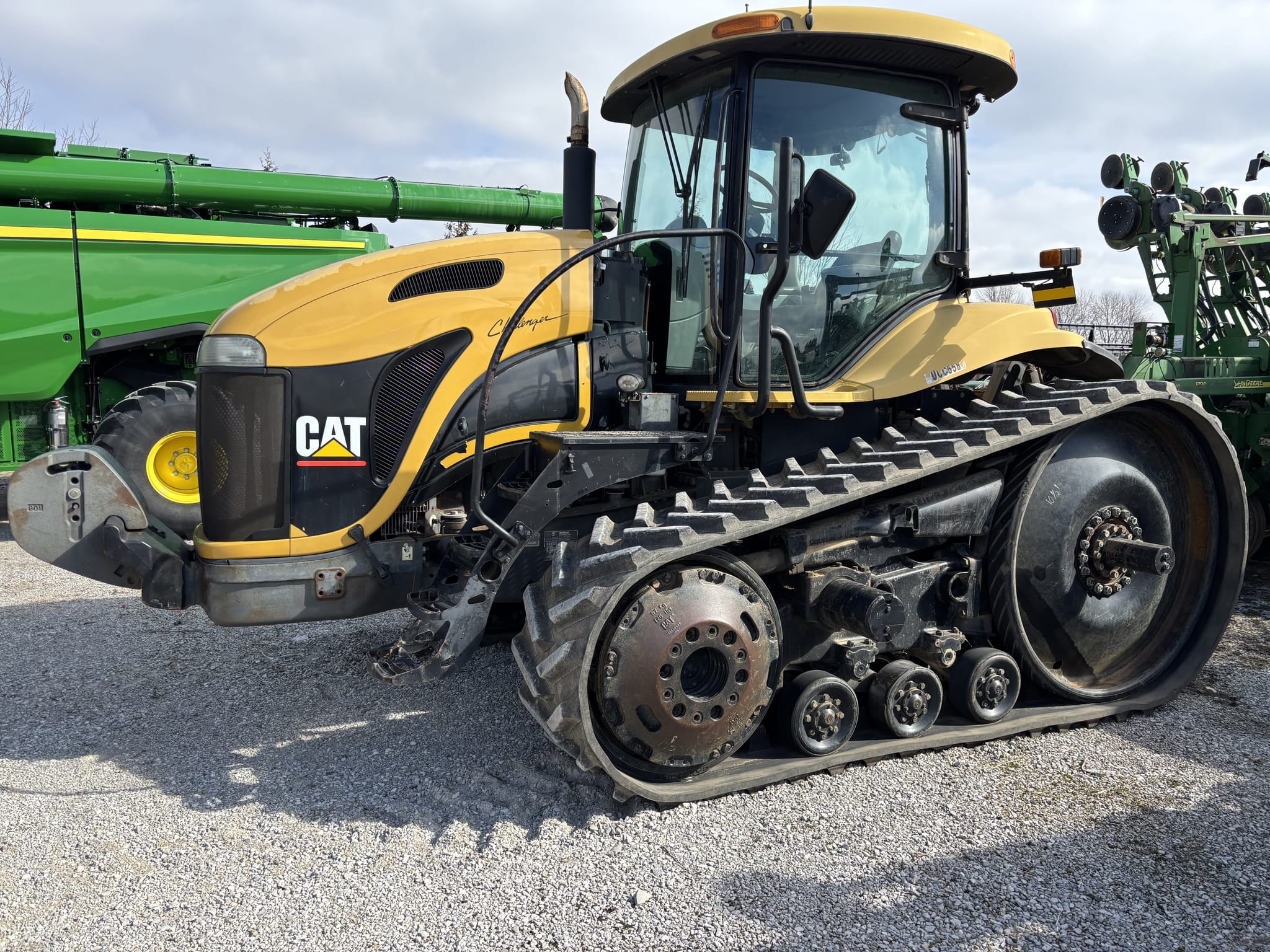 2002 Challenger MT755 Image