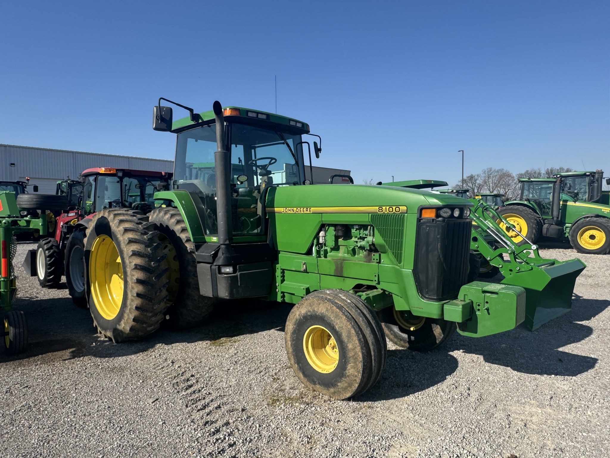 1995 John Deere 8100 Image