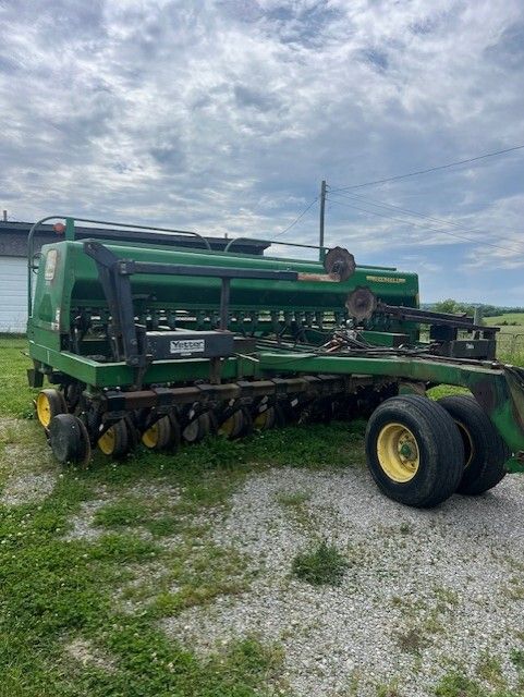 1998 John Deere 750