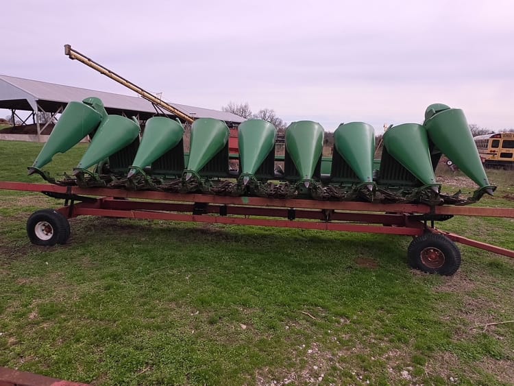 1999 John Deere 893 Image