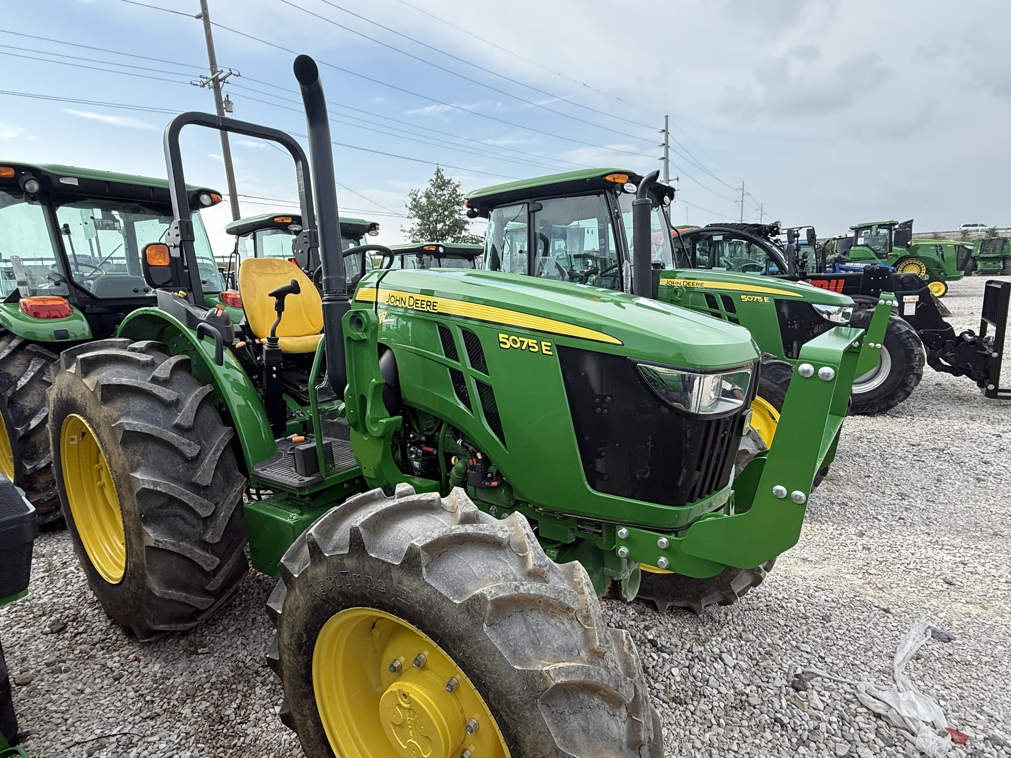 2024 John Deere 5075E Image