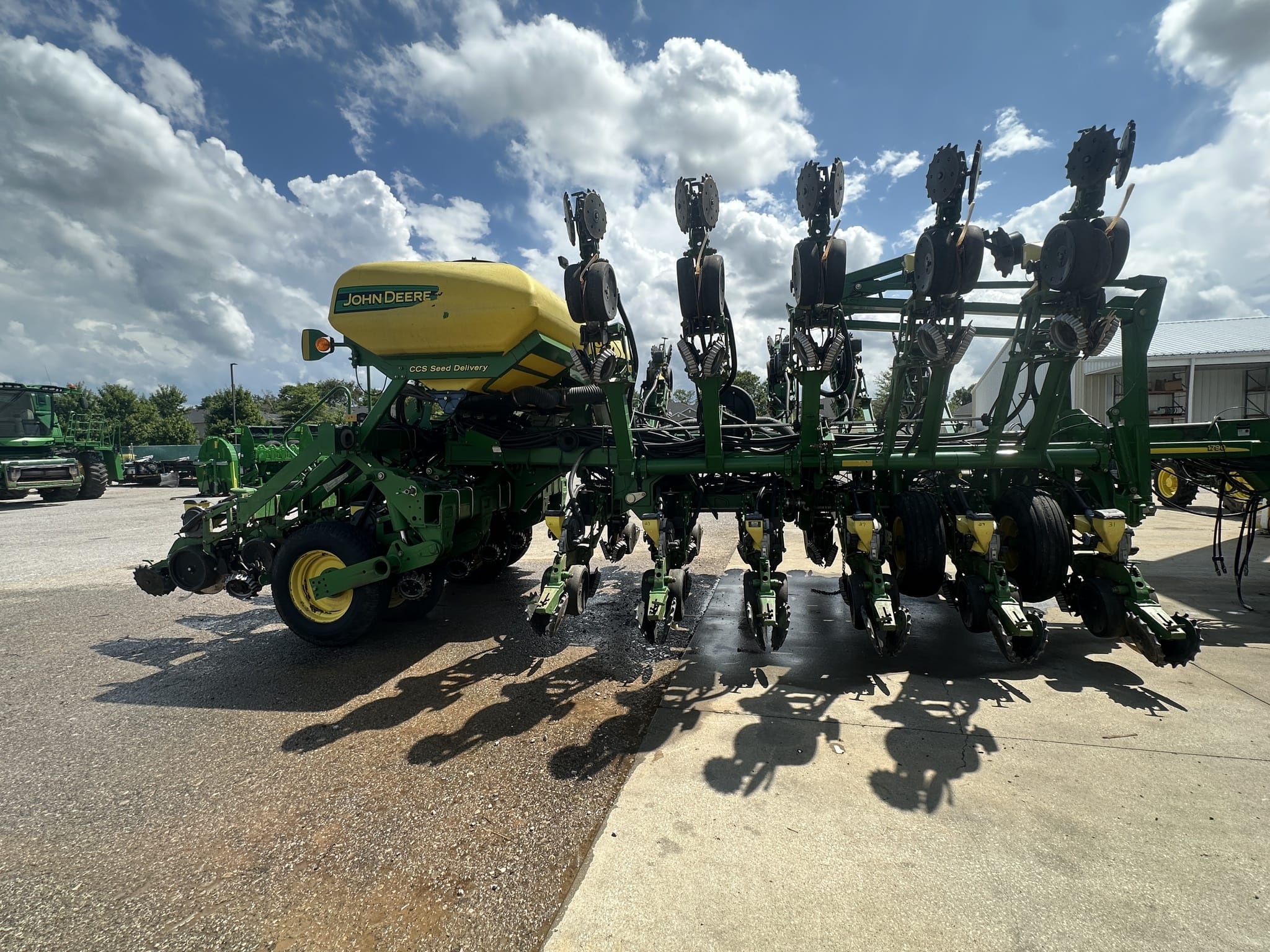 2007 John Deere 1790 Image
