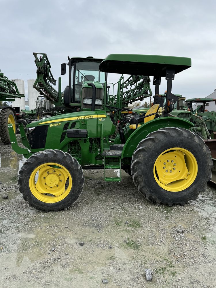 2022 John Deere 5055E Image