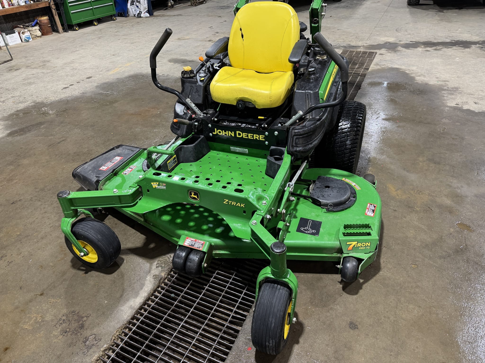 2017 John Deere Z960M Image