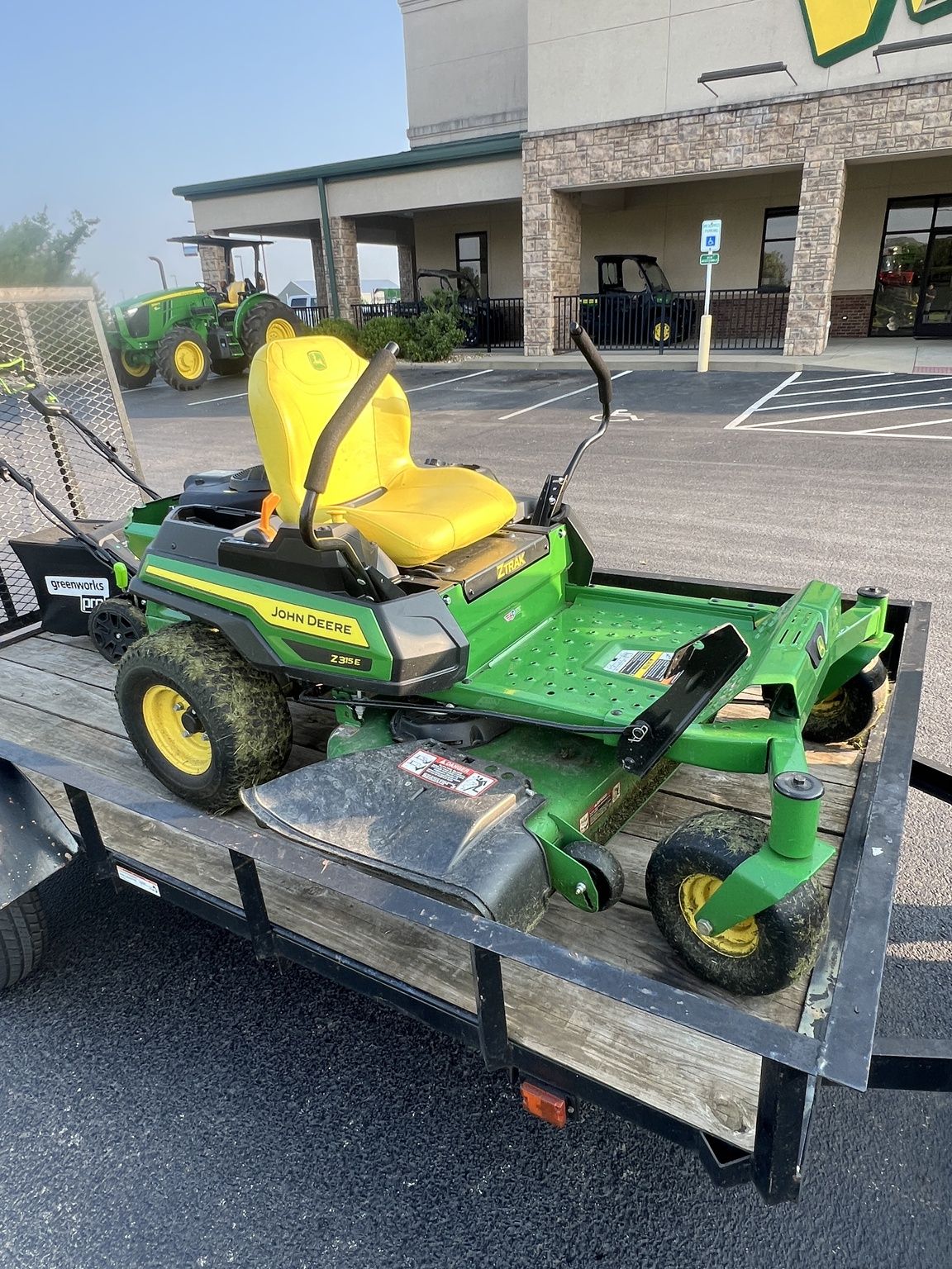 2023 John Deere Z315E Image