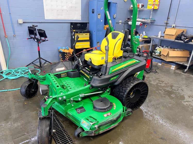 2019 John Deere Z970R Image